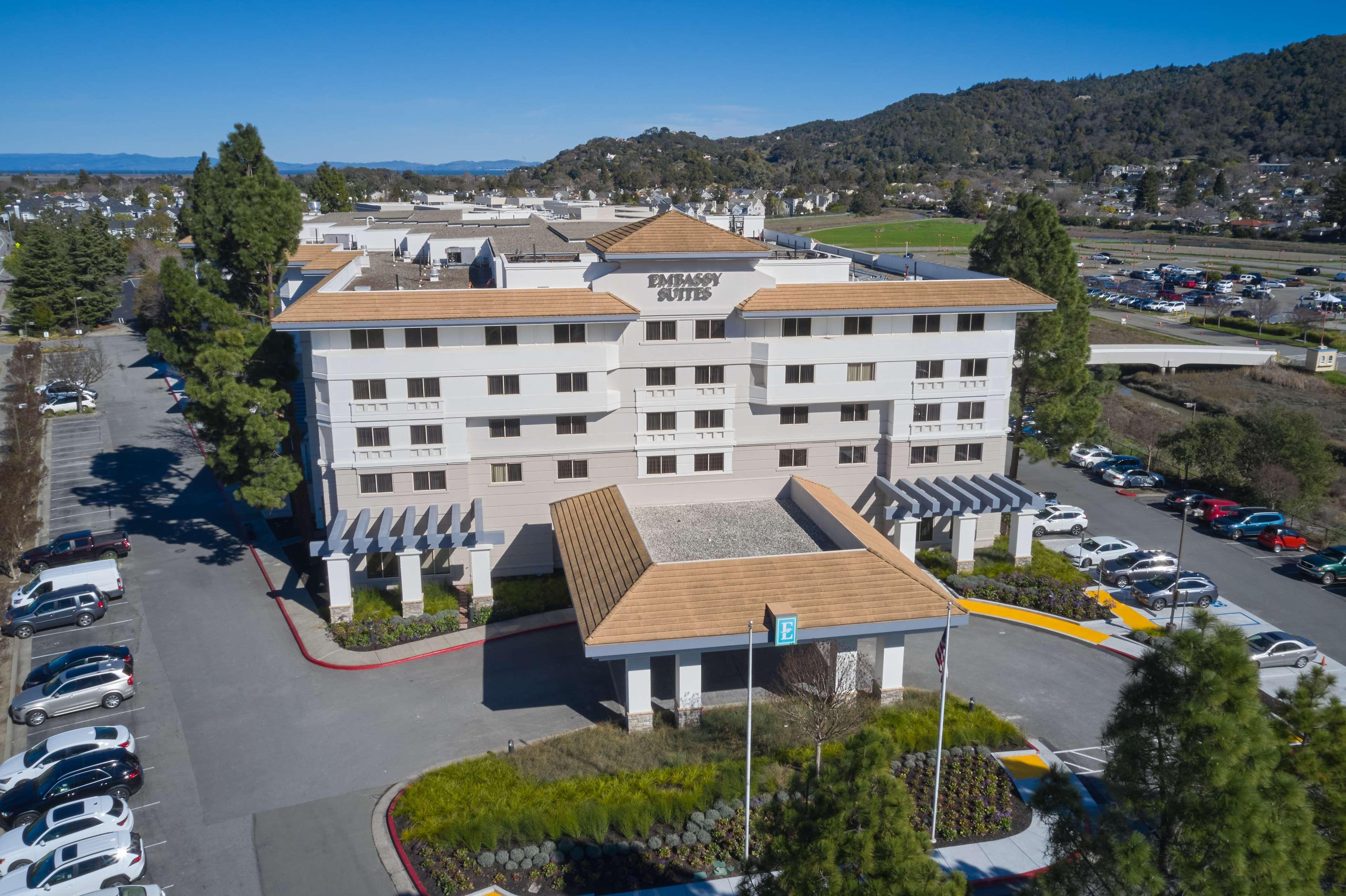 Embassy Suites By Hilton San Rafael Marin County Exteriör bild
